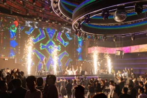 7-tempat-dugem-paling-hits-di-surabaya-untuk-weekend96-2