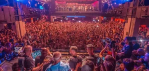 7-ide-interior-nightclub-nyentrik-dari-berbagai-negara