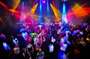 7-ide-interior-nightclub-nyentrik-dari-berbagai-negara