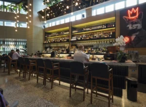 rekomendasi-10-bar-paling-happening-di-jakarta