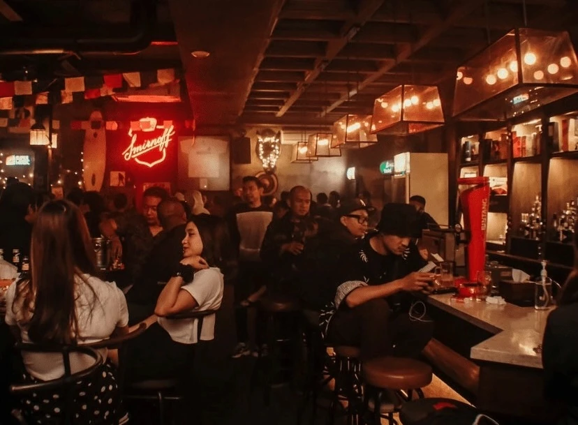 10-bar-hits-di-bandung-untuk-malam-minggu-seru