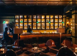 rekomendasi-10-bar-paling-happening-di-jakarta