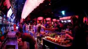 kehidupan-malam-di-swiss-pesta-industri-hingga-lounge-elegan